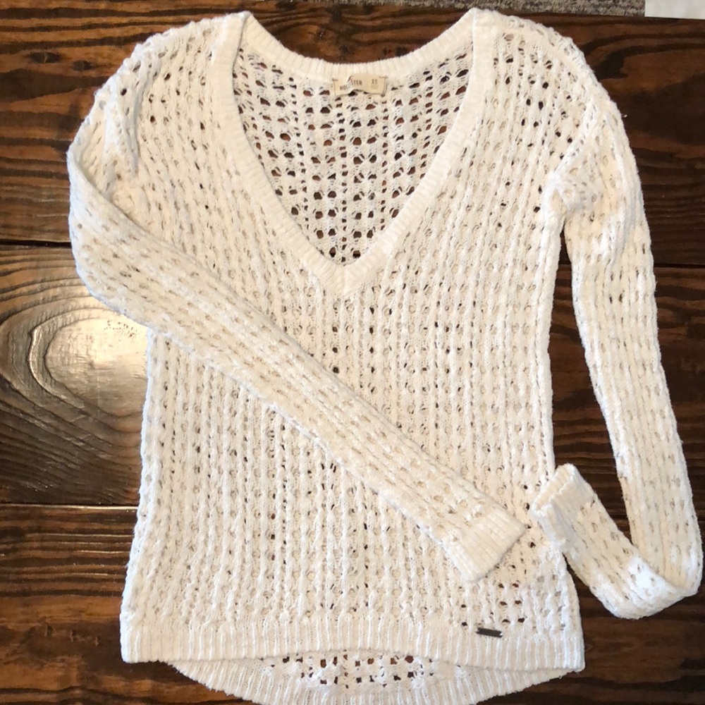 Hollister light weight long sleeve